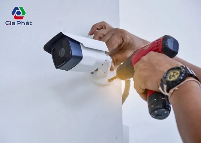 Lắp đặt camera tại nhà Tràng Tiền (7)