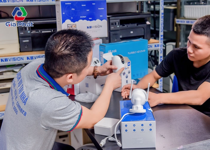 Lắp đặt camera tại nhà Tràng Tiền (8)